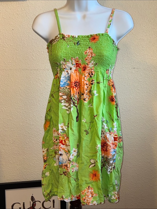 Dresses & Skirts - Bright Green Floral Smocked Sundress